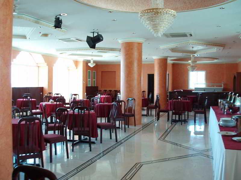 Safari Hotel Nizva Dış mekan fotoğraf